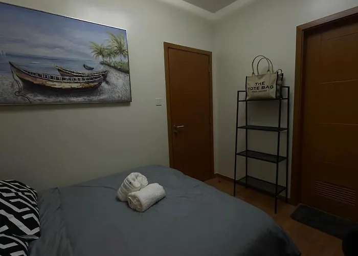 Apartamento Classy Bgc View Pool Gym Sauna Manila